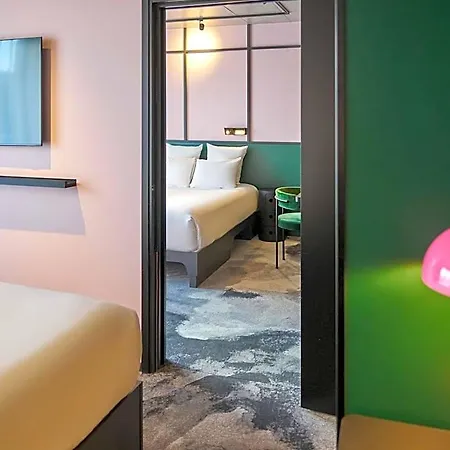 Tribe Lyon Croix Rousse 4*